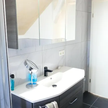 Apartment Kapitaenshaus Schaefer App Steuermann Brunsbuttel